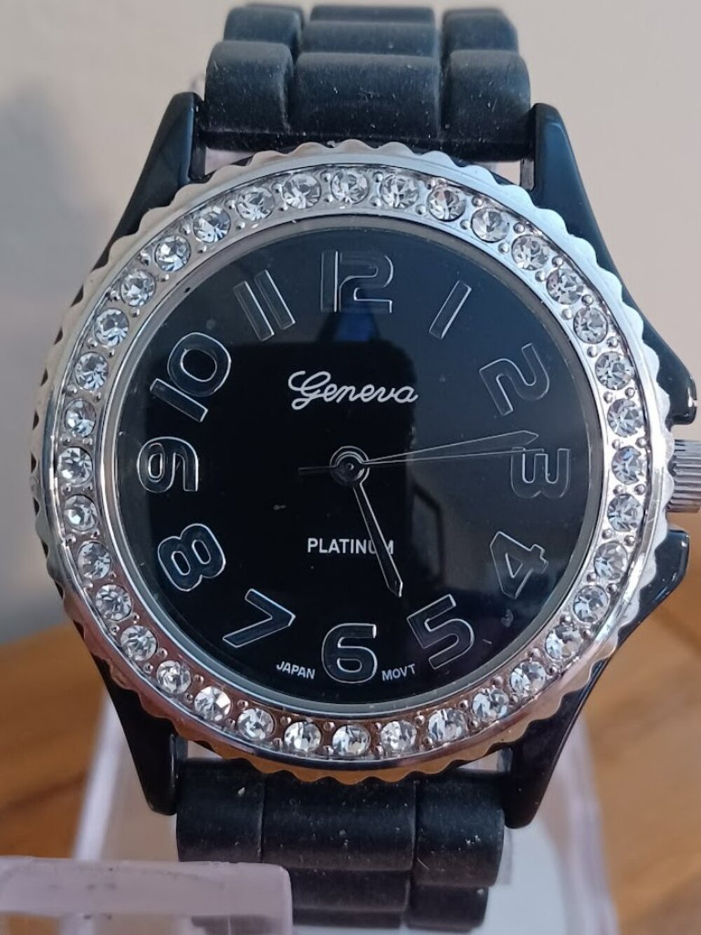 Ladies GENEVA PLATINUM #6886 Quartz Watch with Black Band - WORKS!